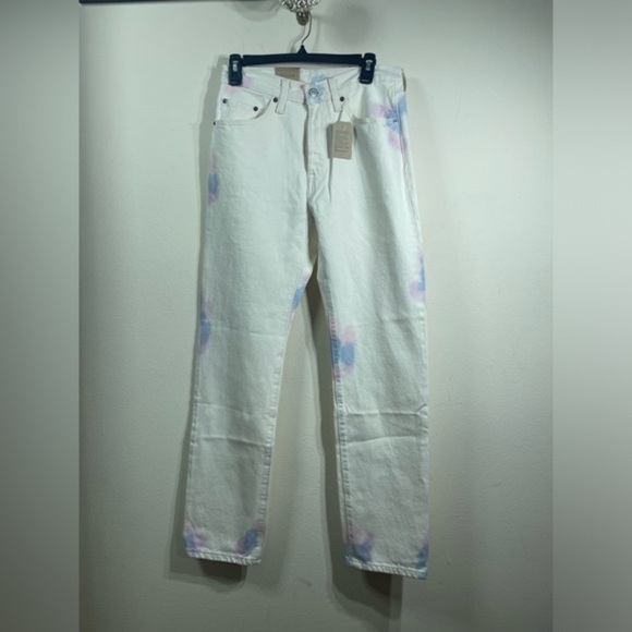 Levi's® 501® Original Women's Jeans, Size 27 x 30 - Picture 5 of 14